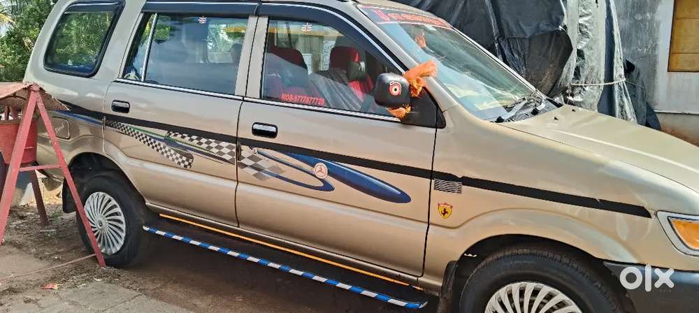 Chevrolet Tavera Neo 2013