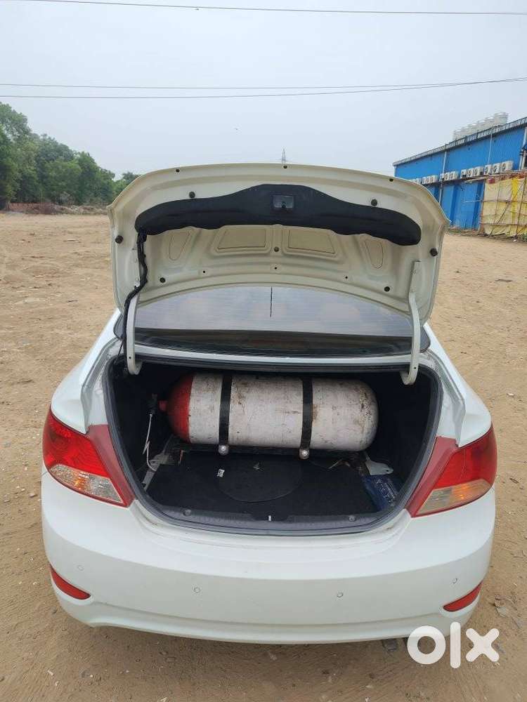 Hyundai Verna Vtvt 1.6 Sx, 2013, Petrol