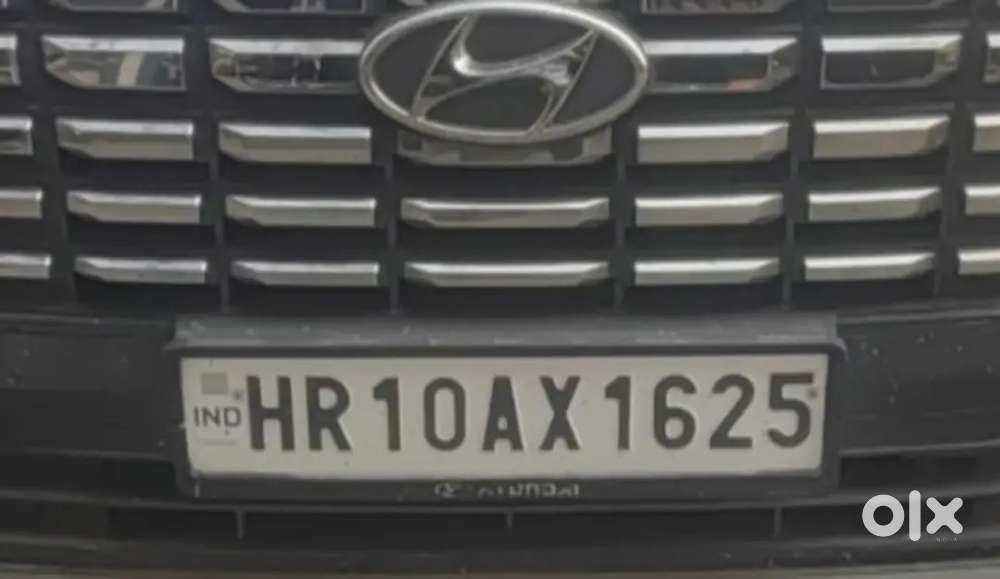 Hyundai Venue S Plus Petrol Automatic 2025, Hr 10 Number, Single Hand