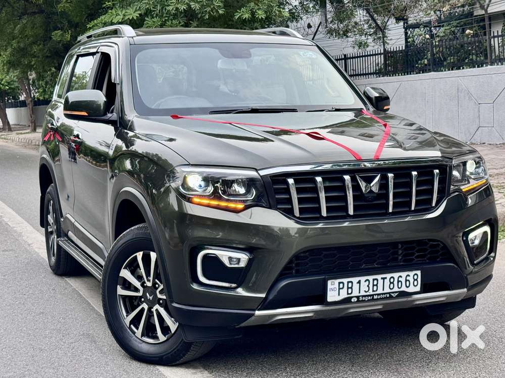 Mahindra Scorpio N Z8 Petrol Mt 7 Str, 2024, Petrol