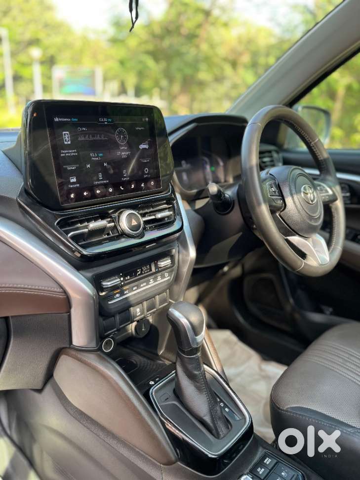 Toyota Urban Cruiser Hyryder 1.5 V Hybrid, 2024, Petrol