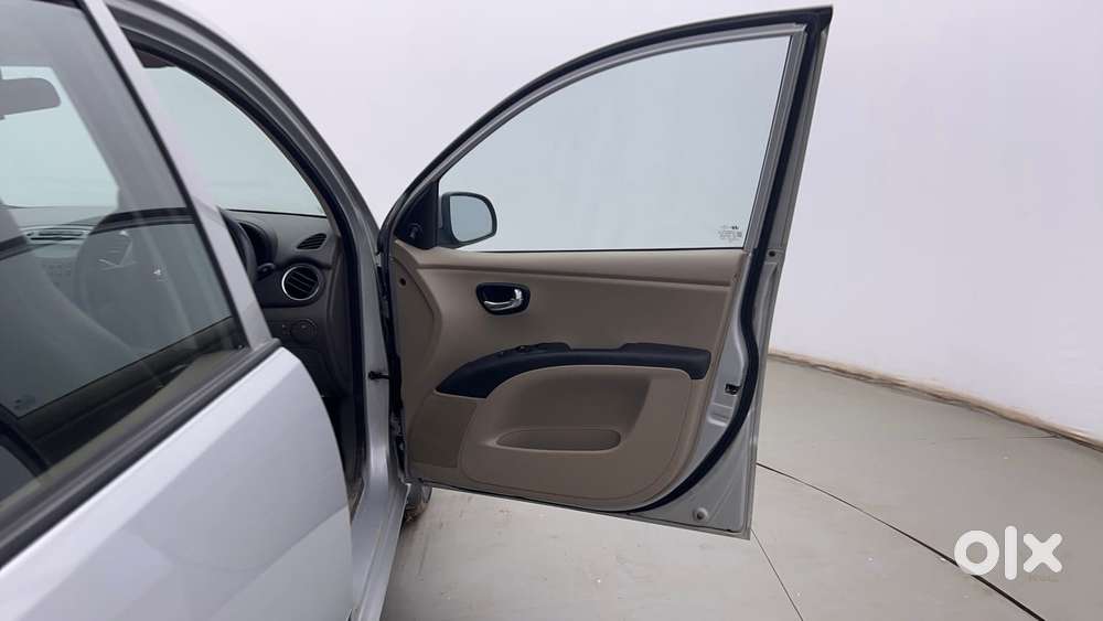 Hyundai I10 Sportz 1.1 Irde2, 2016, Petrol