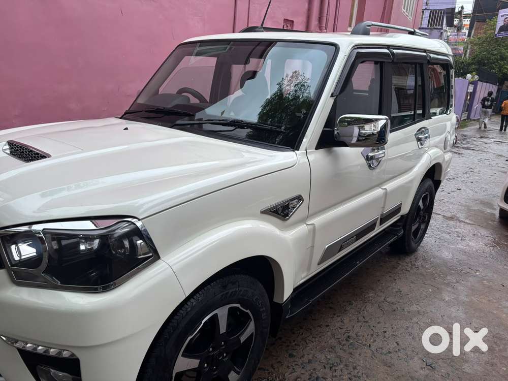 Mahindra Scorpio Classic 2.2 S 11 Mt 7 Str, 2023, Diesel