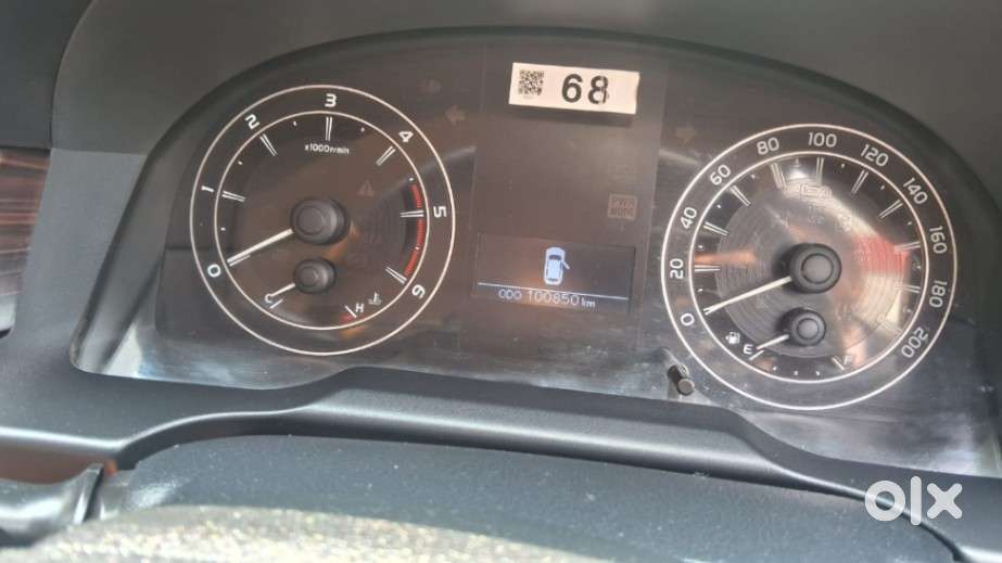 Toyota Innova Crysta 2.4 G Mt 7 Str, 2017, Diesel