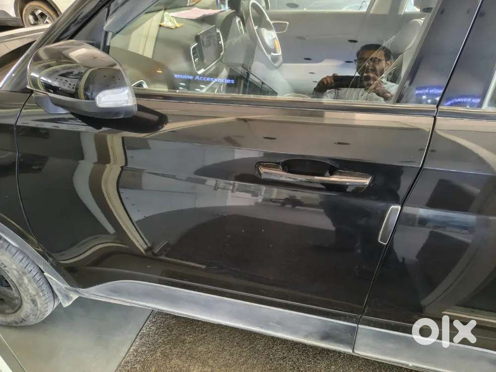 Hyundai Venue Sx Petrol Manual 1st Owner 2024