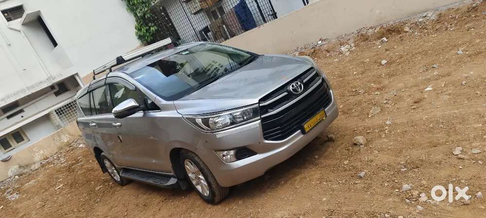 Toyota Innova Crysta 2018 Diesel Manual Continue Loan 900000