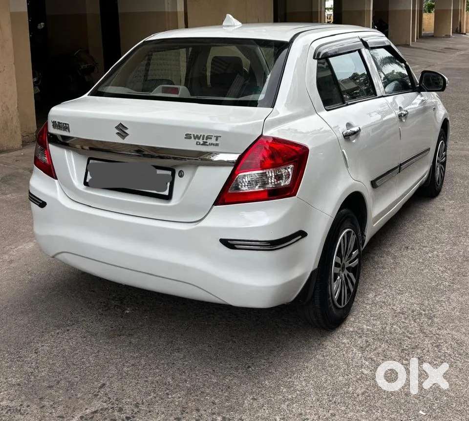 Maruti Suzuki Swift Dzire Vdi, 2015, Diesel