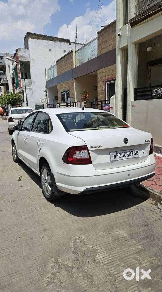 Skoda Rapid [2014-2016] 1.5 Tdi Style Plus, 2018, Diesel