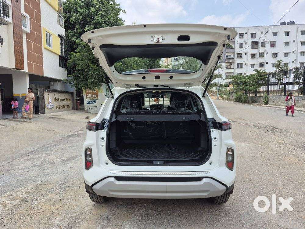 Maruti Suzuki Grand Vitara 1.5 Alpha Smart Hybrid, 2025, Petrol