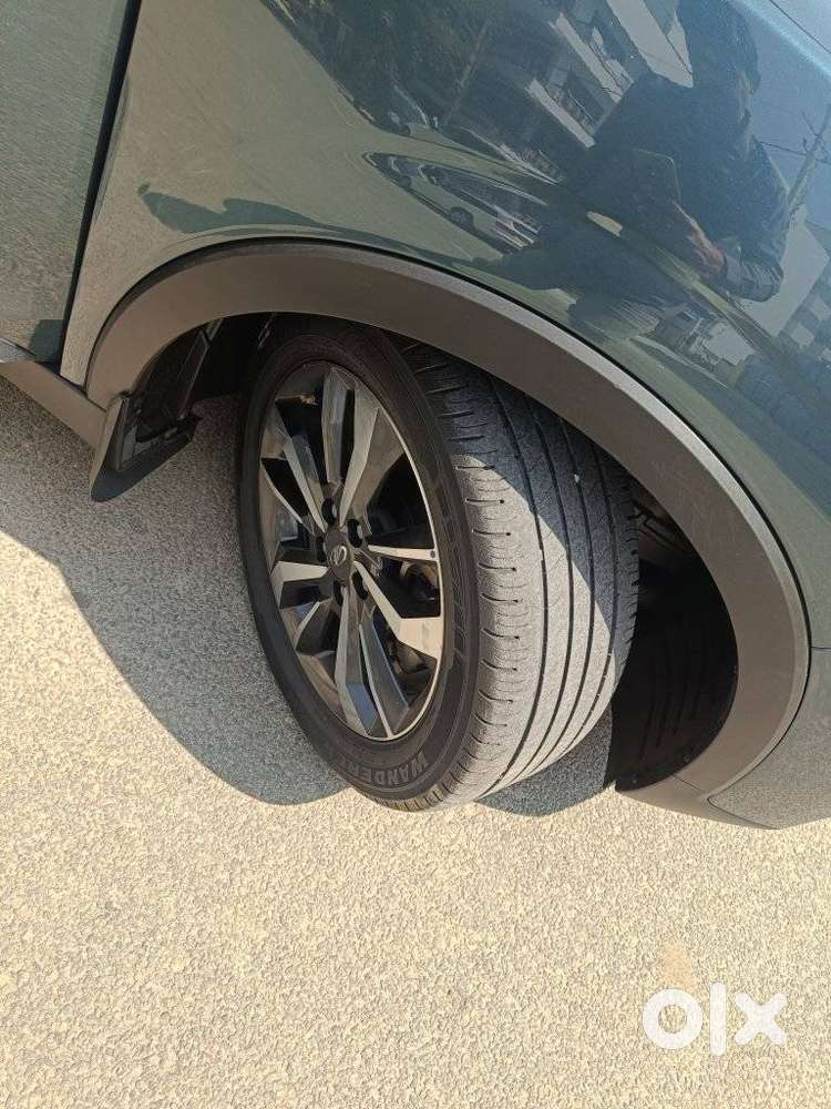 Mahindra Xuv300 W8 Option, 2020, Petrol