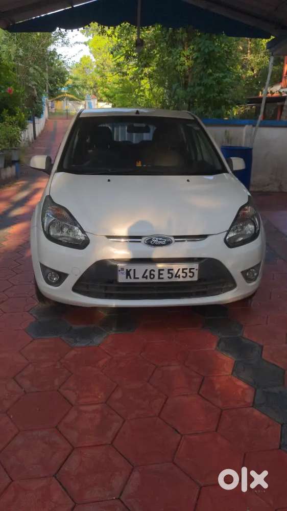 Ford Figo Diesel Zxi 2011