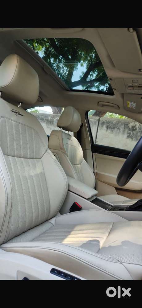 Skoda Superb 2.0 Tsi At L&k, 2022, Petrol