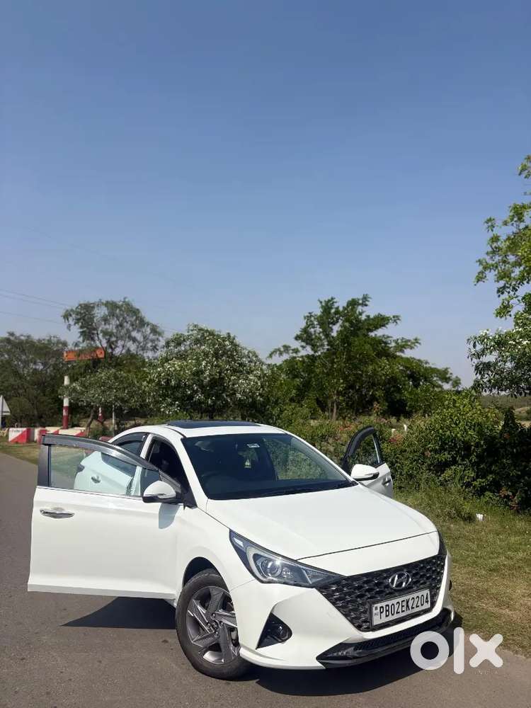 Hyundai Verna 2022 Petrol Well Maintained