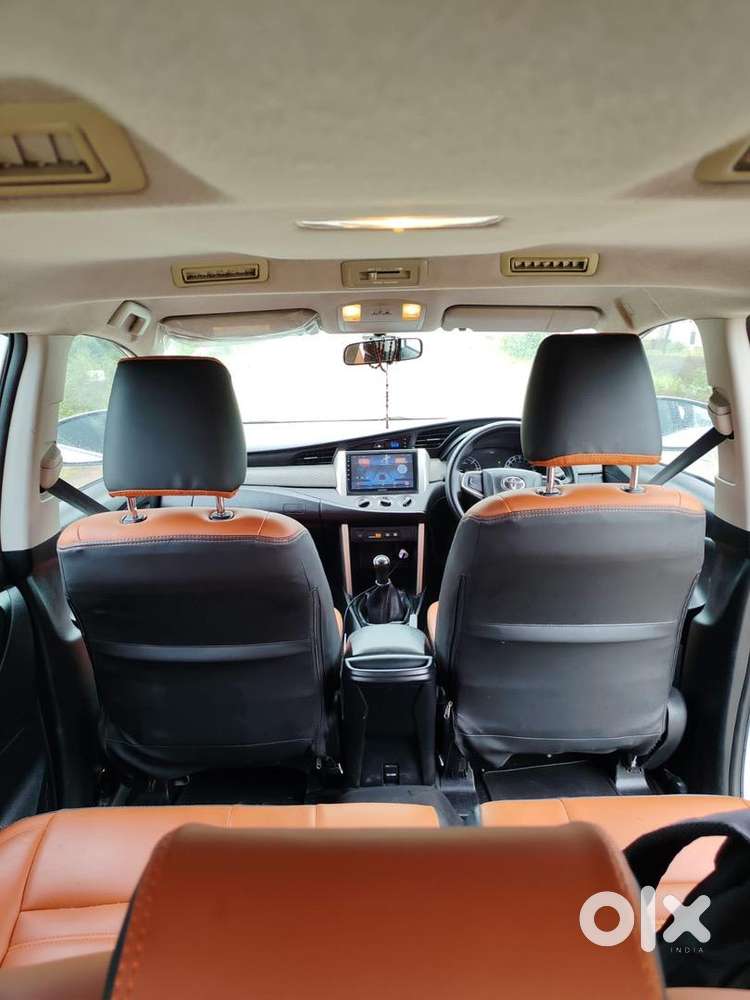 Toyota Innova Crysta 2017 Diesel Well Maintained