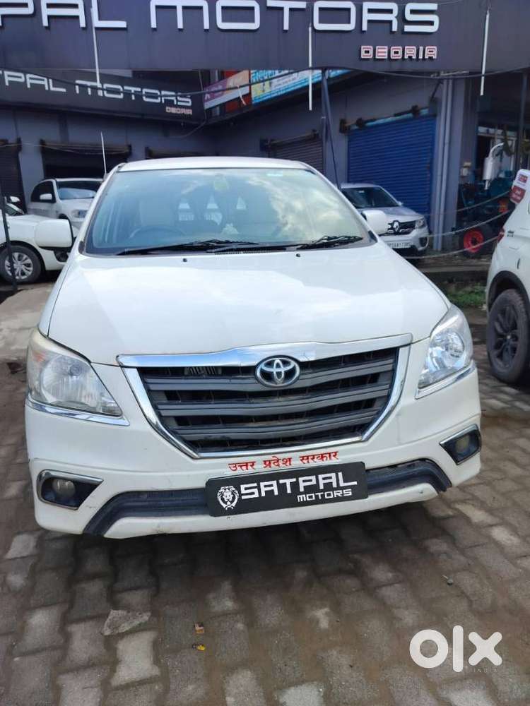 Toyota Innova 2.5 G (diesel) 8 Seater, 2016, Diesel