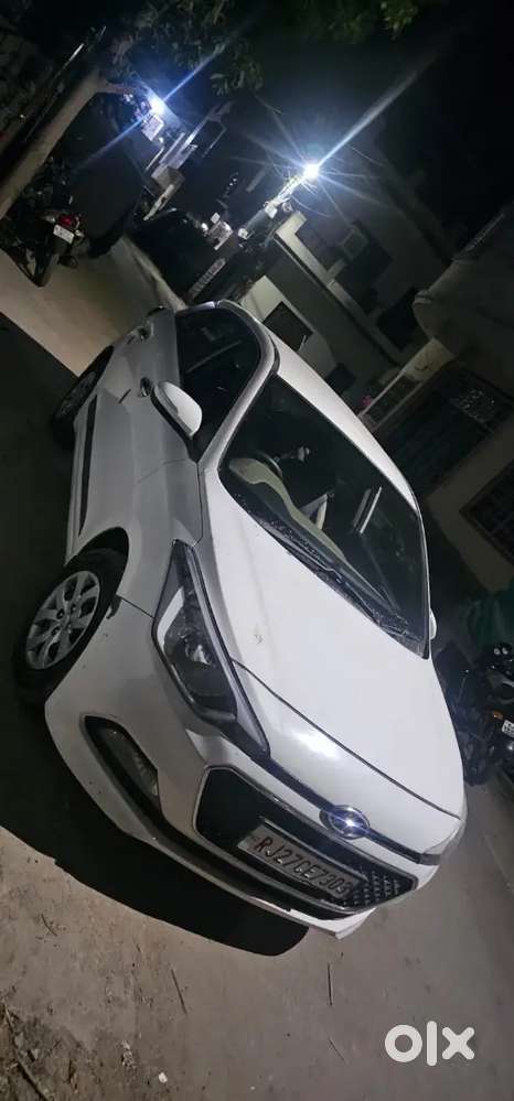 Hyundai Elite I20 2015 Diesel 165000 Km Driven