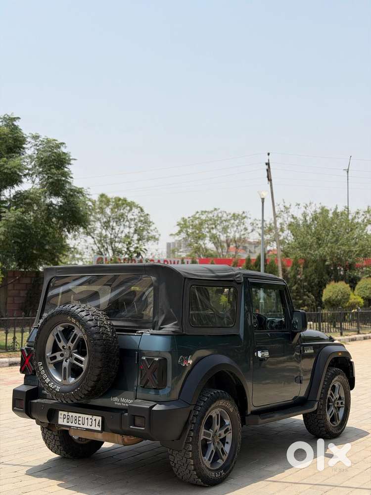 Mahindra Thar Lx 4-str Convertible At, 2021, Petrol