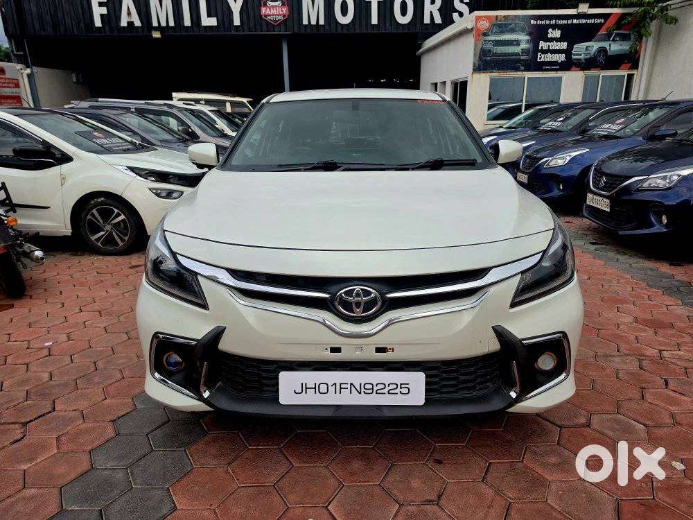 Toyota Glanza 1.2 V Amt, 2024, Petrol