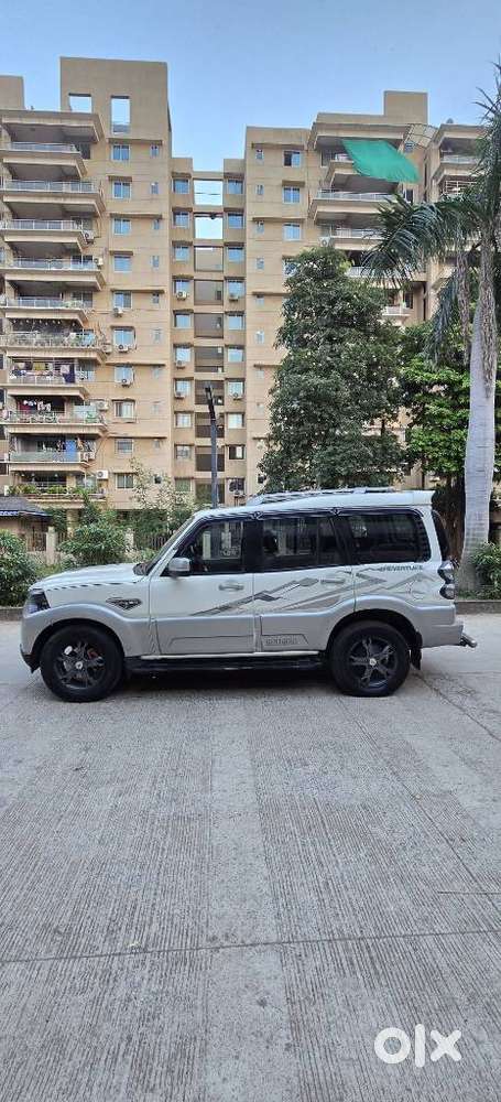 Mahindra Scorpio S10, 2016, Diesel