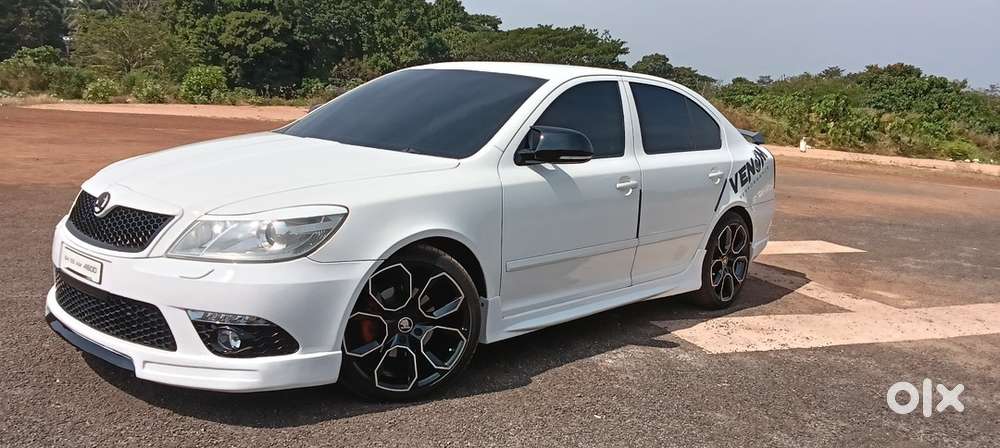Skoda Laura 1.8 Petrol 2012