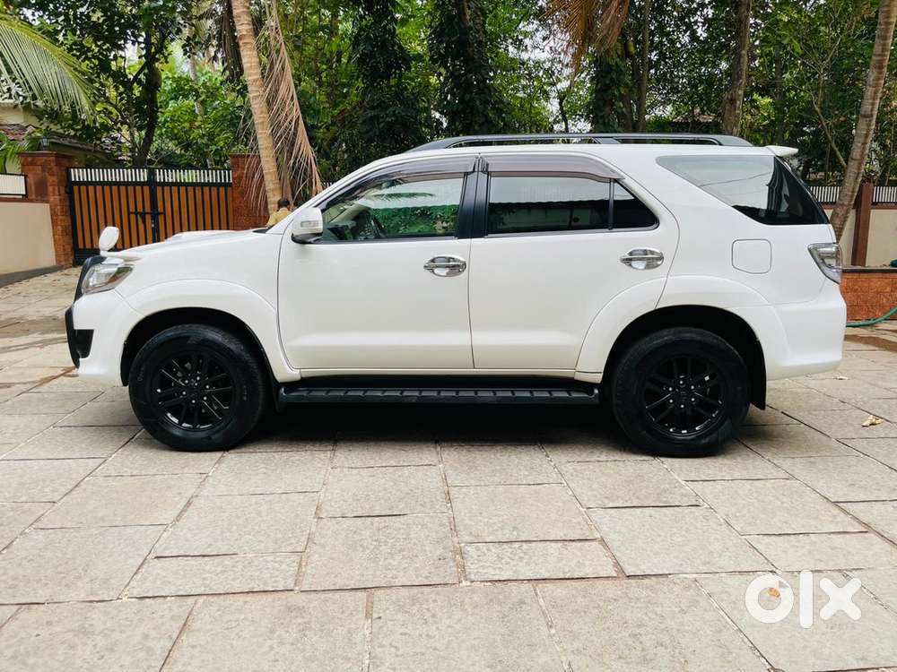 Toyota Fortuner Diesel 2012