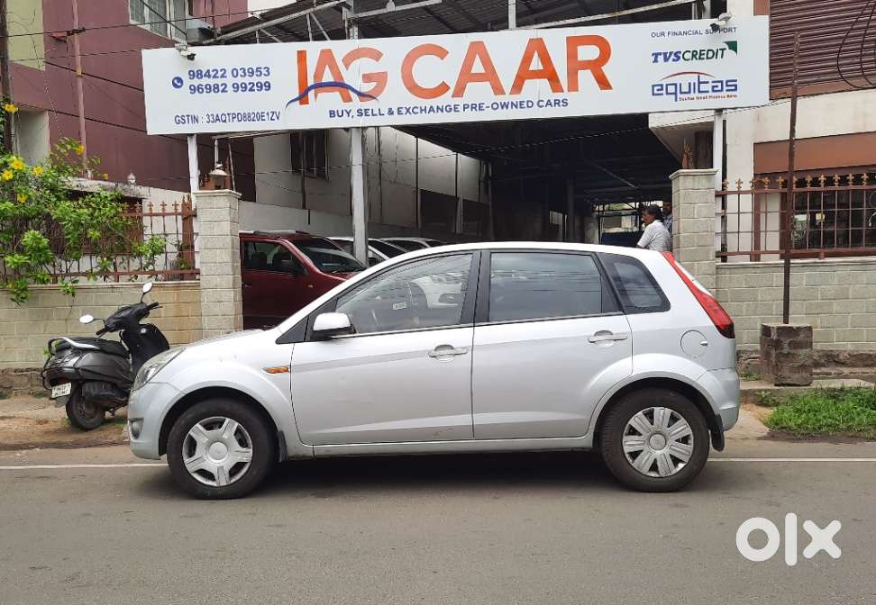 Ford Figo Petrol Titanium, 2010, Petrol
