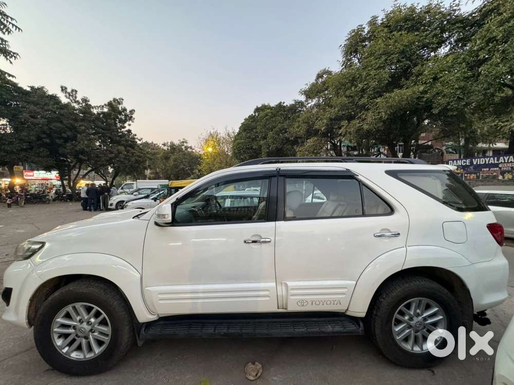 Toyota Fortuner Diesel 2013