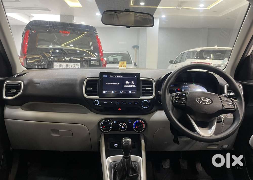 Hyundai Venue S (o) 1.2 Petrol Knight Edition, 2024, Petrol