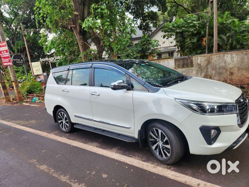 Toyota Innova Crysta 2022 Diesel 56000 Km Driven