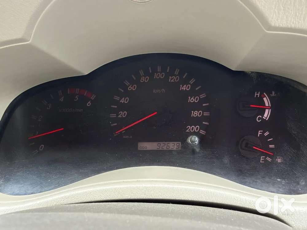 Toyota Innova 2.5 Vx 7 Seater Bs Iv, 2010, Diesel