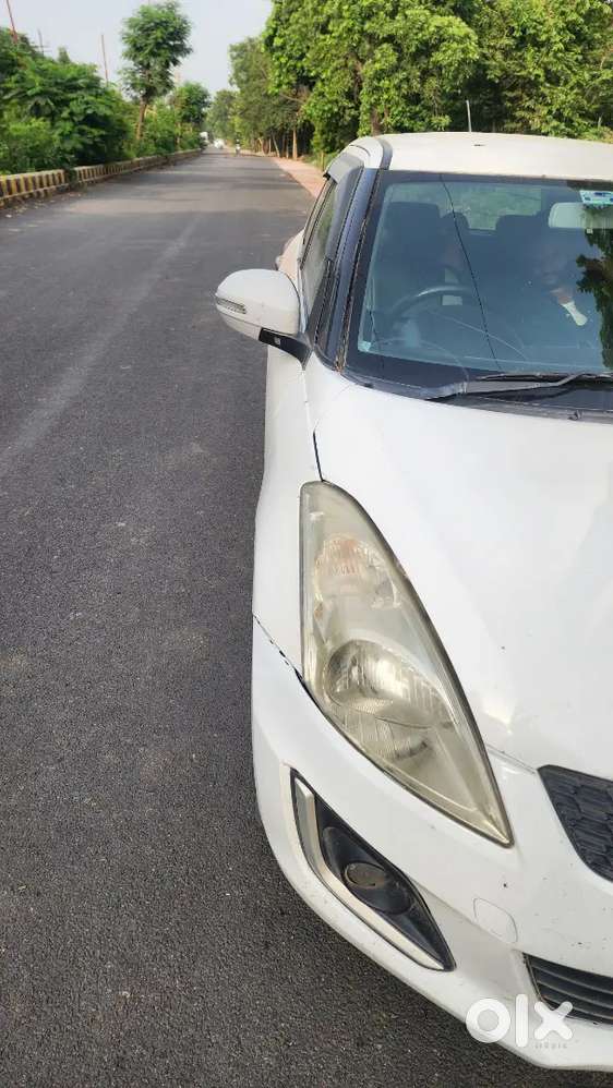 Maruti Suzuki Swift Vdi 2015 Diesel Amt