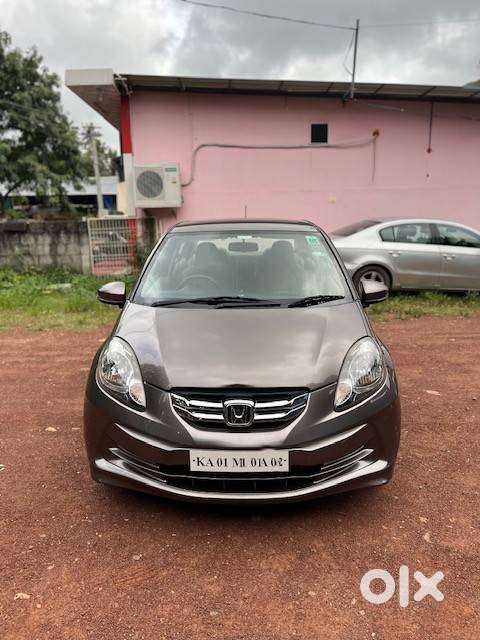 Honda Amaze (2015) Karnataka Registration