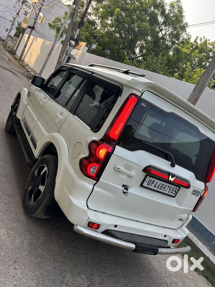 Mahindra Scorpio Classic 2.2 S 11 Mt 7 Str, 2022, Diesel