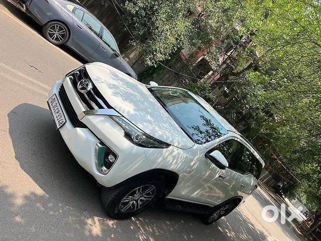 Toyota Fortuner 4x2 At 2.8 Diesel, 2018, Diesel