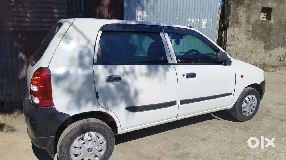 गाडीची कंडीशन एकदम ओके आहे गाडी घेतल्यावर एक रुपयाचाही खर्च नाही