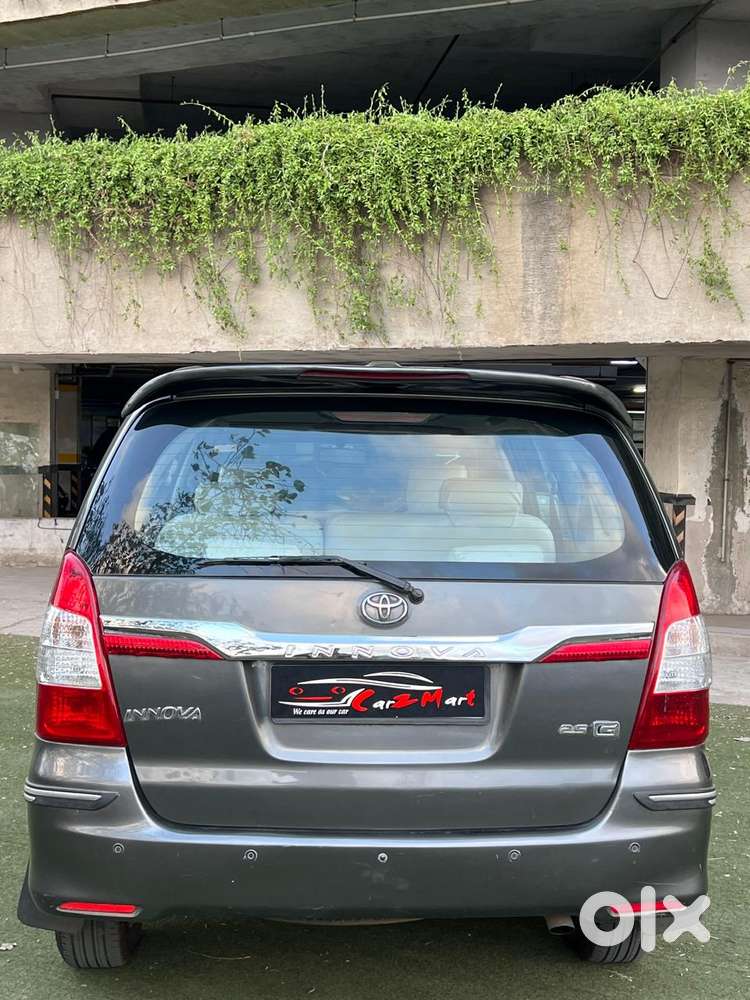 Toyota Innova 2.5 E Diesel Ps 8-seater, 2011, Diesel