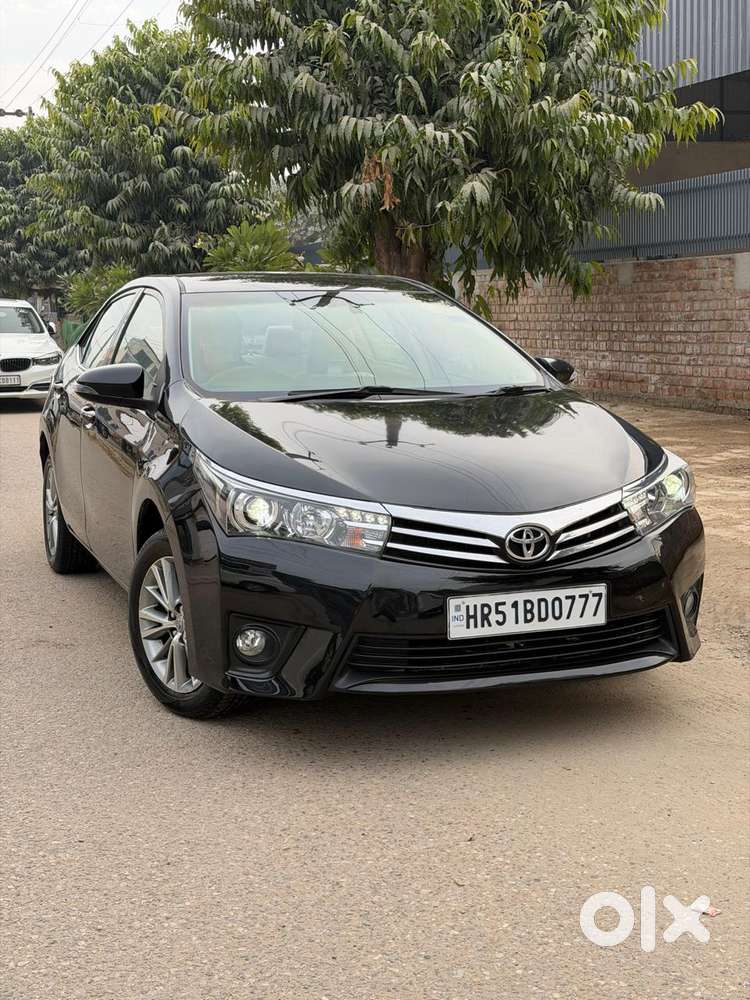 Toyota Corolla Altis 2013-2017 Vl At, 2015, Petrol