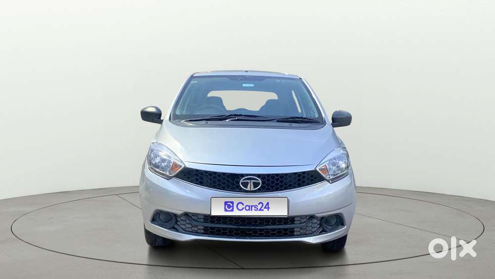 Tata Tiago 1.2 Revotron Xm, 2017, Petrol