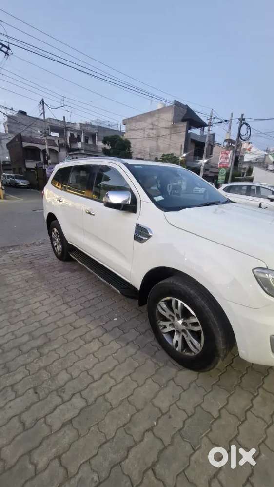 Ford Endeavour 2018 First Owner 144000 Km