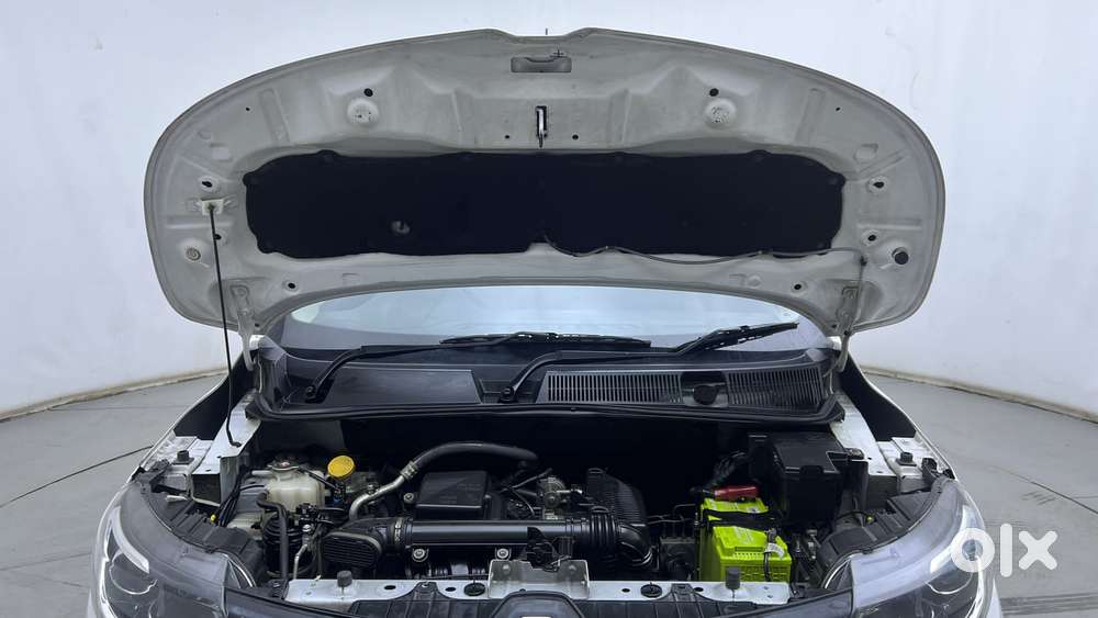 Renault Triber Rxz Easy-r Amt, 2021, Petrol