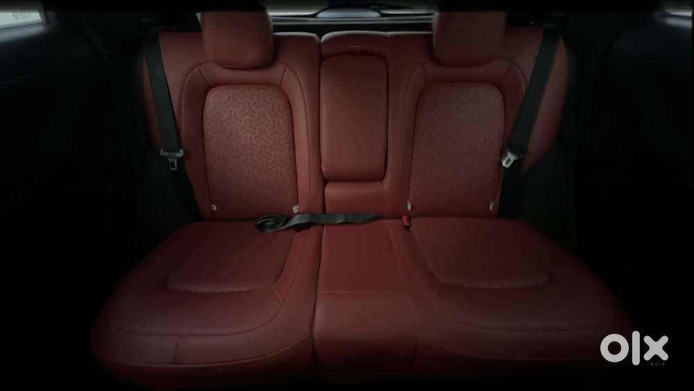 Tata Nexon 1.2 Revotron Xz Plus Luxs Red Dark Edition Amt, 2023, Pet..