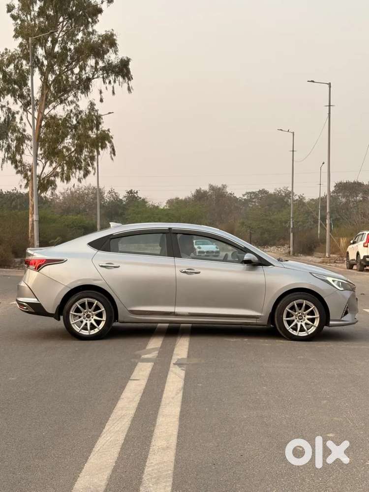 Hyundai Verna 1.5 Sx (o) Vtvt Ivt, 2022, Petrol