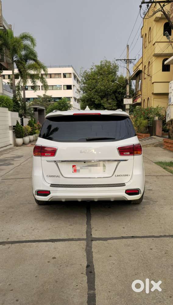 Kia Carnival Limousine Plus 7 Str, 2022, Diesel