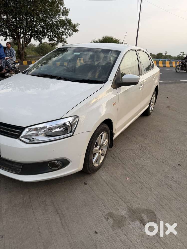 Volkswagen Vento 1.2 Highline Plus At 16 Alloy, 2010, Petrol
