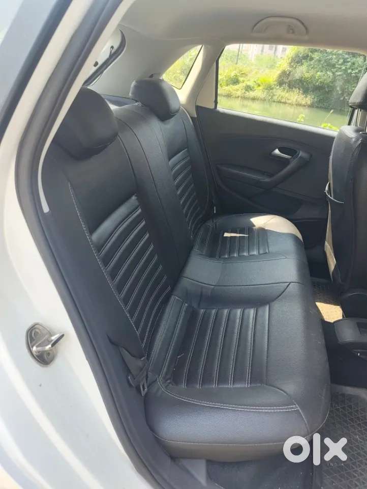 Volkswagen Polo 1.0 Tsi Comfortline At, 2022, Petrol