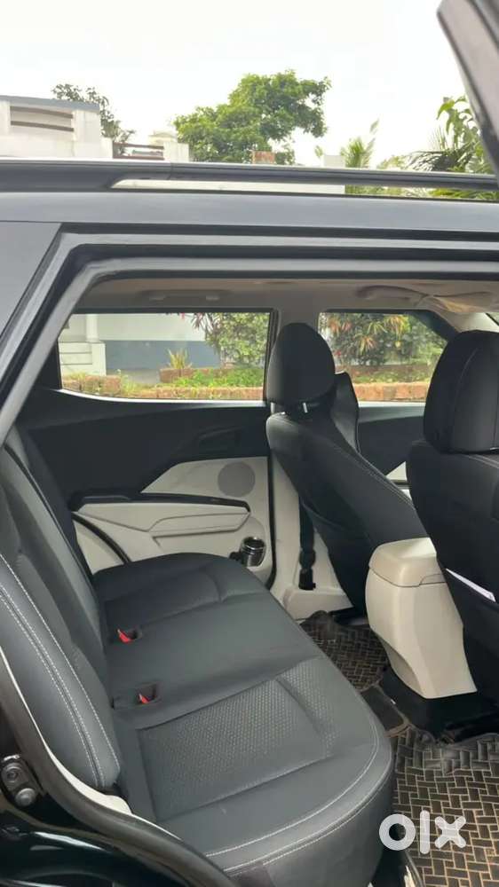 Mahindra Xuv300 2024 Petrol