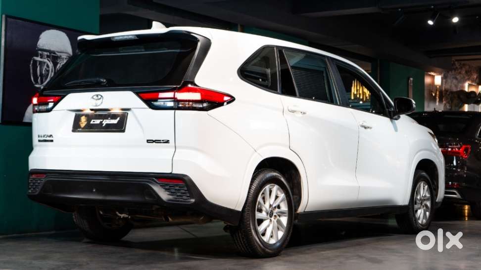 Toyota Innova Hycross 2.0 Gx 7 Str, 2025, Petrol