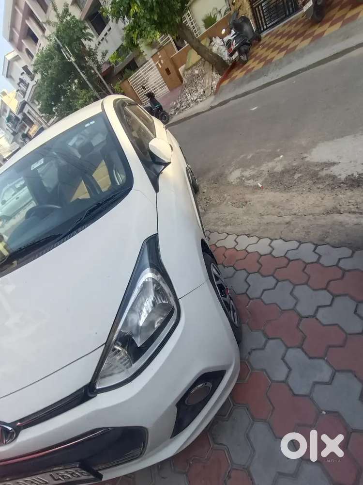 Hyundai Xcent 2016 Manual Petrol