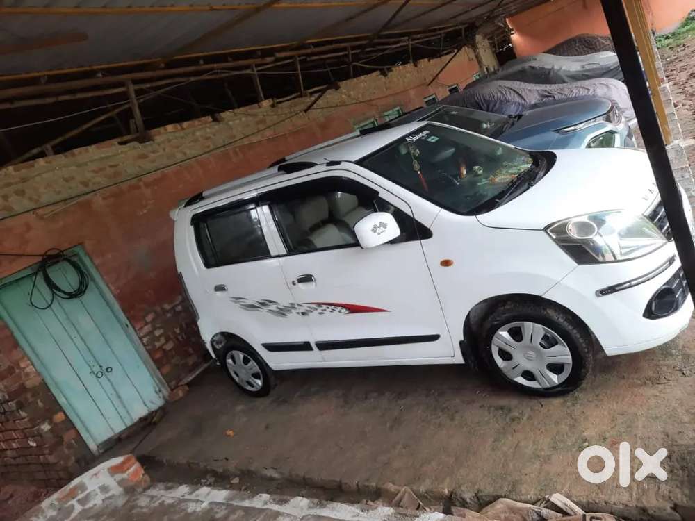 Maruti Suzuki Wagon R 1.0 2010 Petrol Fixtret