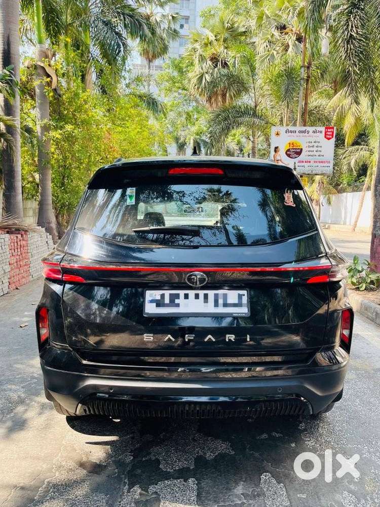 Tata Safari Accomplished X Plus 7 Str Dark Edition, 2025, Diesel